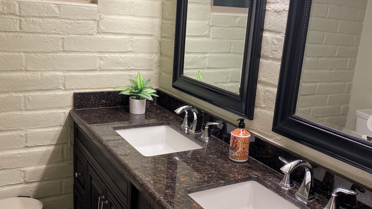 Photo of Bathroom in Casas Adobes Estates