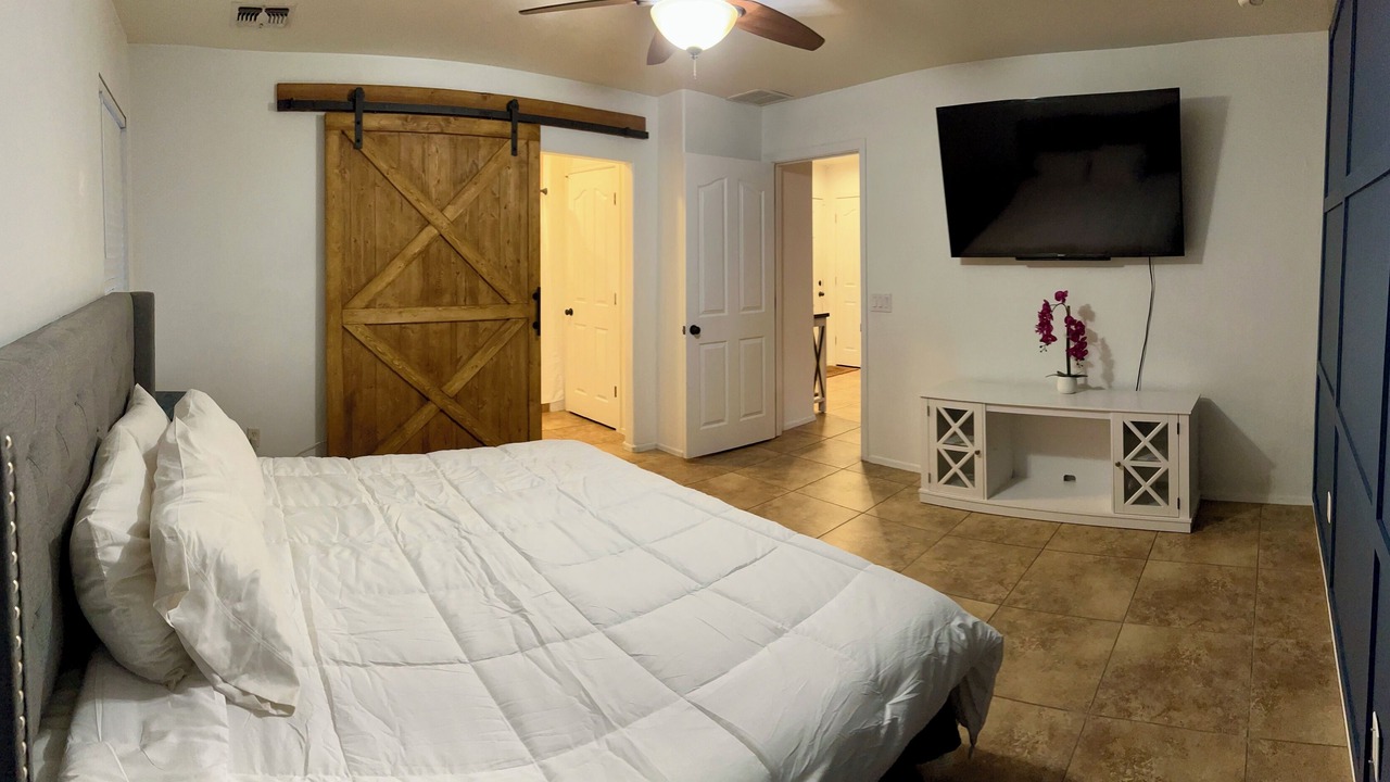 Photo of Bedroom in Green Valley