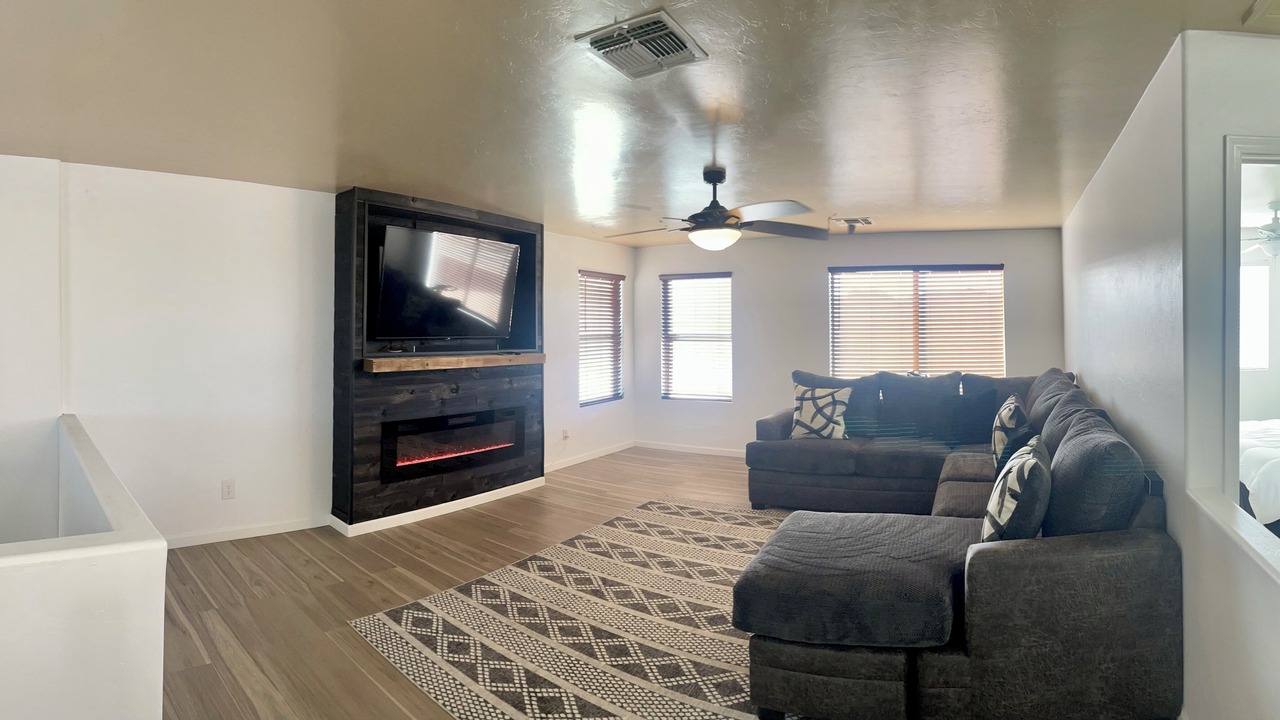 Photo of Livingroom in Green Valley