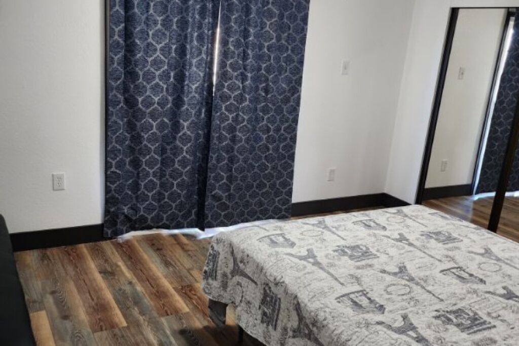 Photo of Bedroom in Bullhead City