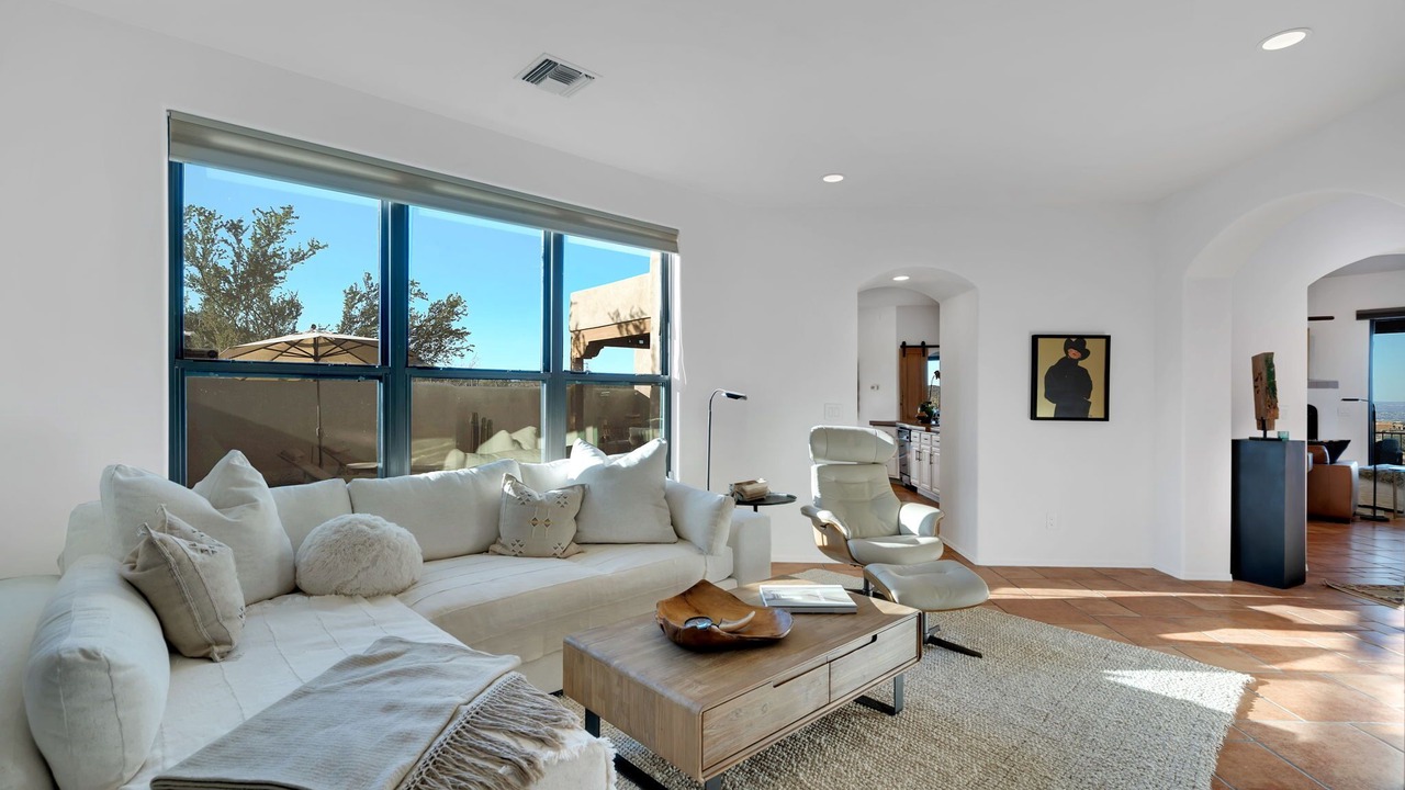 Photo of Livingroom in Tucson Estates