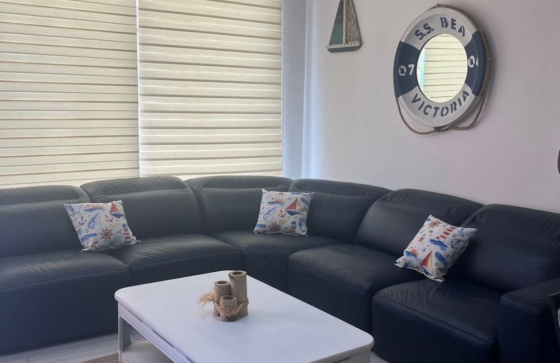 Photo of Livingroom in San Carlos