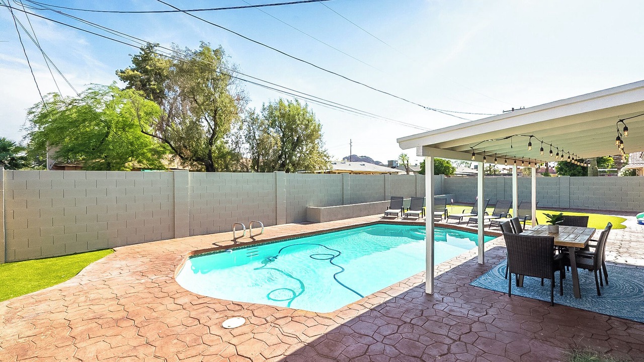 Photo of Outdoor in Village Grove
