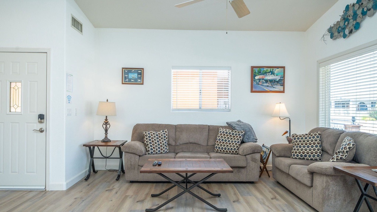 Photo of Livingroom in Moovalya Keys