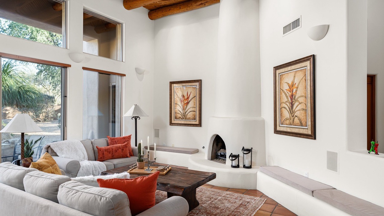Photo of Livingroom in Pinnacle Peak