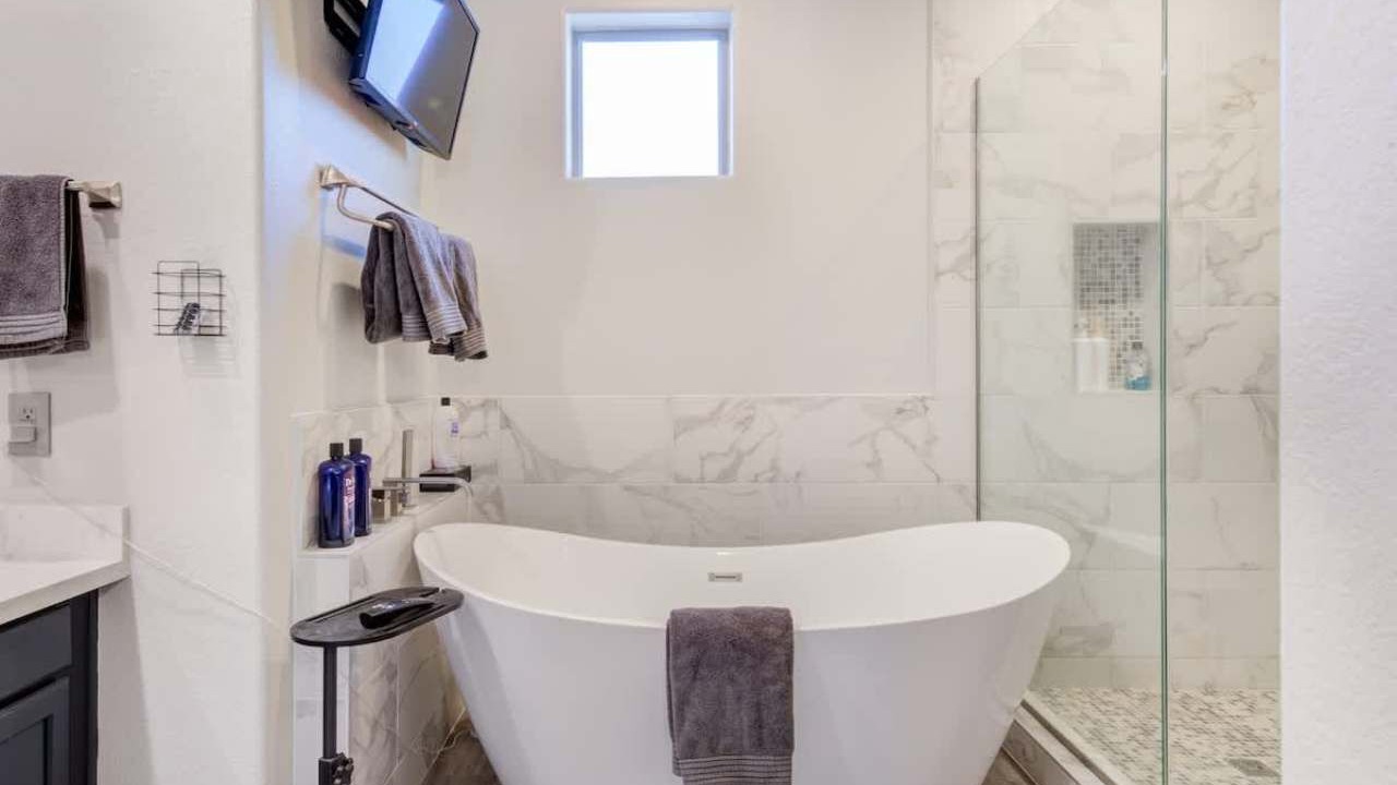 Photo of Bathroom in Kierland