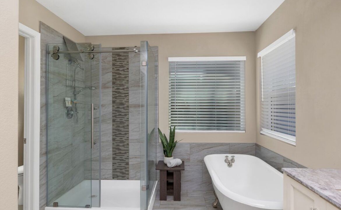 Photo of Bathroom in Bridlewood Ranch Estates