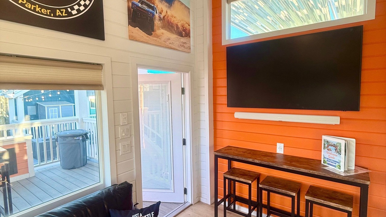 Photo of Livingroom in Parker Strip