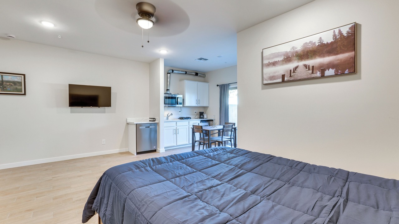 Photo of Bedroom in Desert View