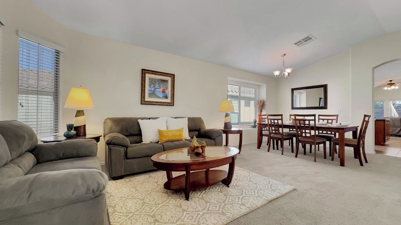 Photo of Livingroom in Skyline Ranch