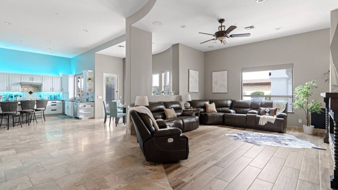 Photo of Livingroom in Phoenix