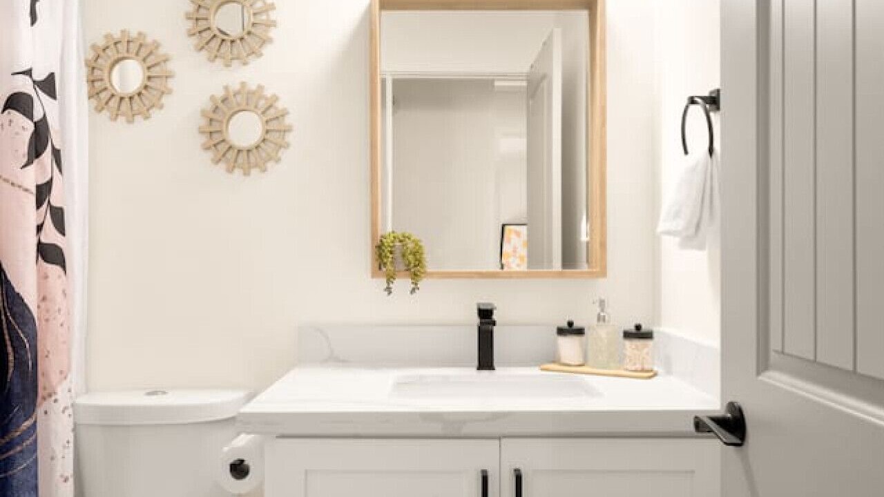 Photo of Bathroom in Papago Parkway