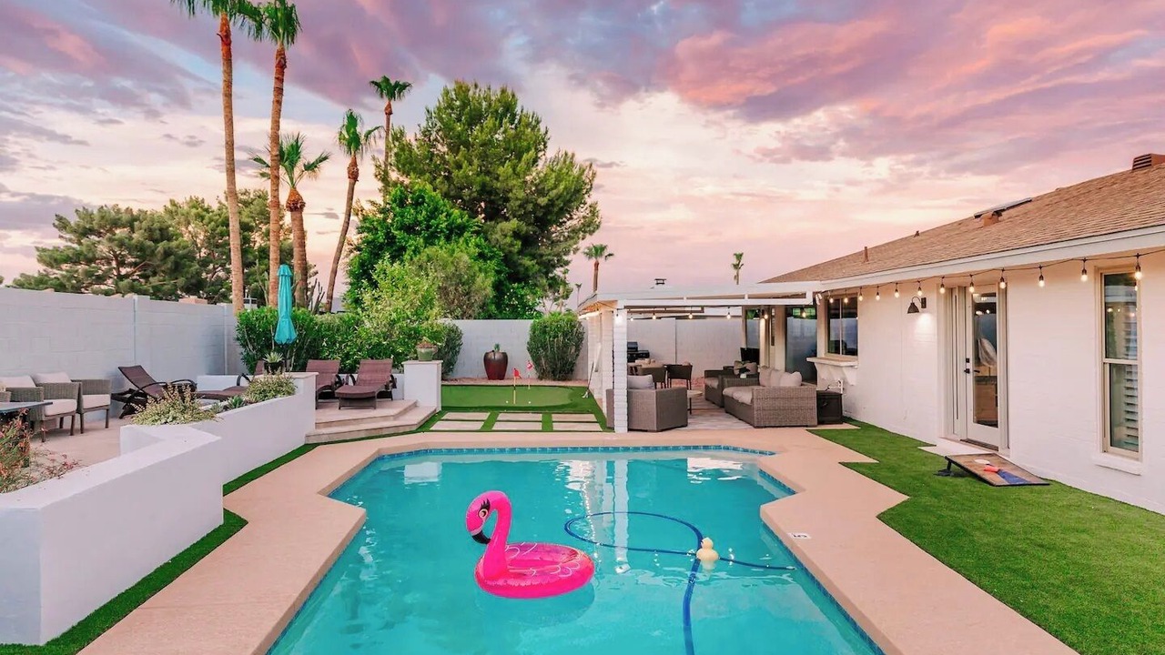 Photo of Outdoor in Paradise Valley Village