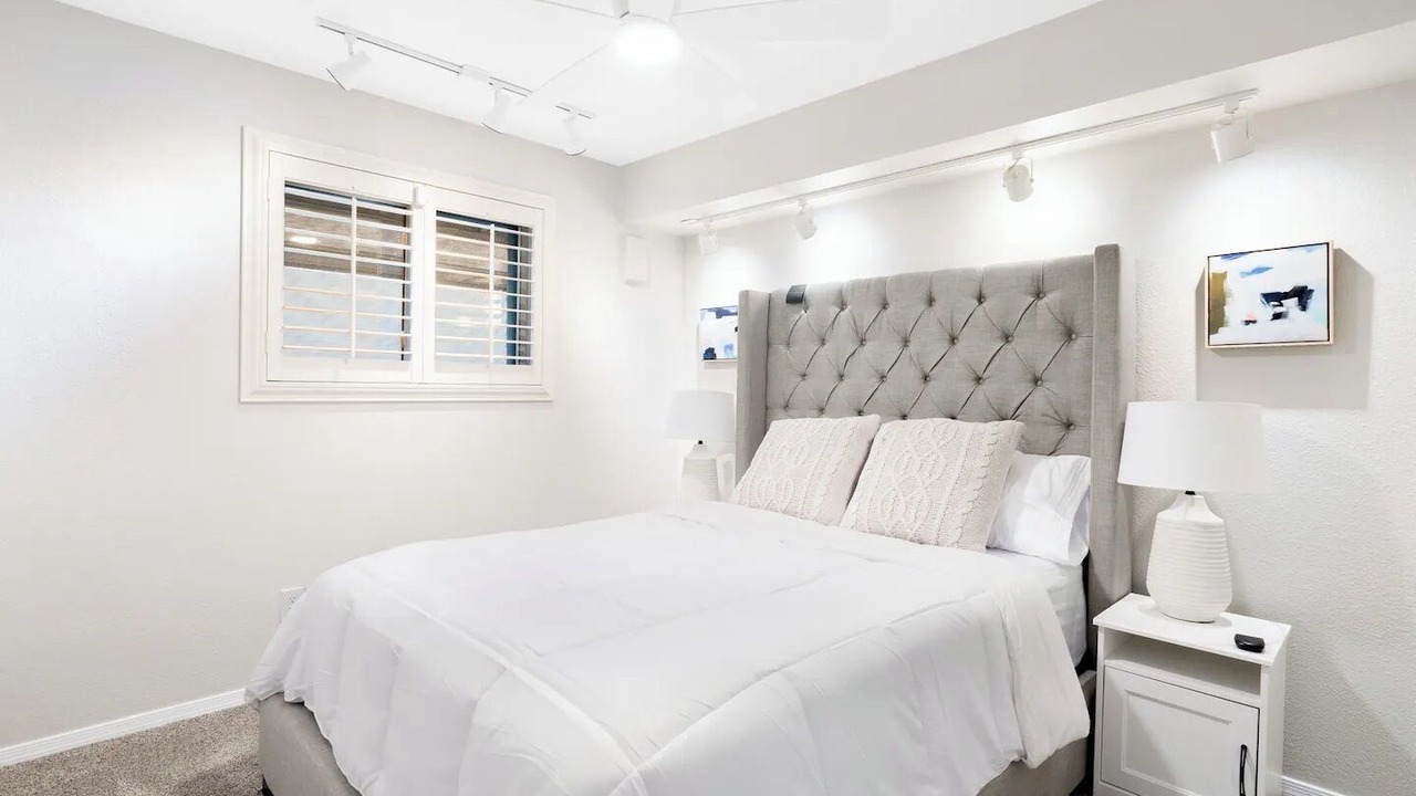 Photo of Bedroom in Paradise Valley Village
