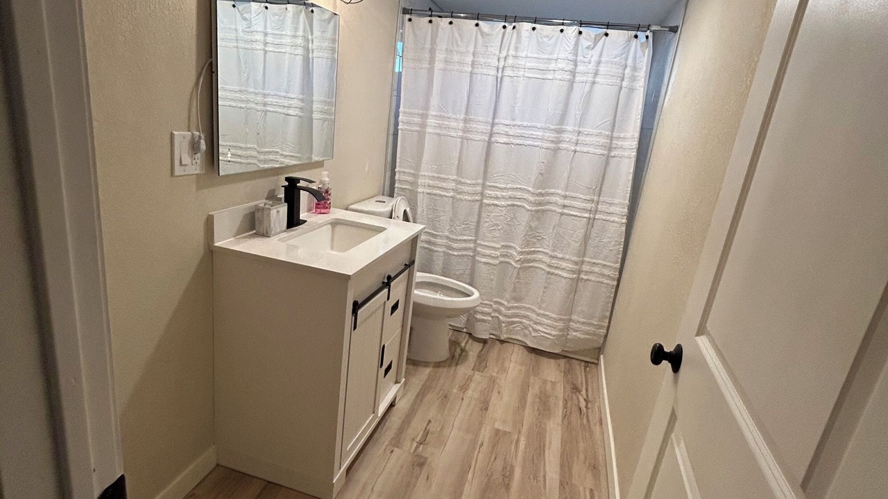 Photo of Bathroom in Eloy