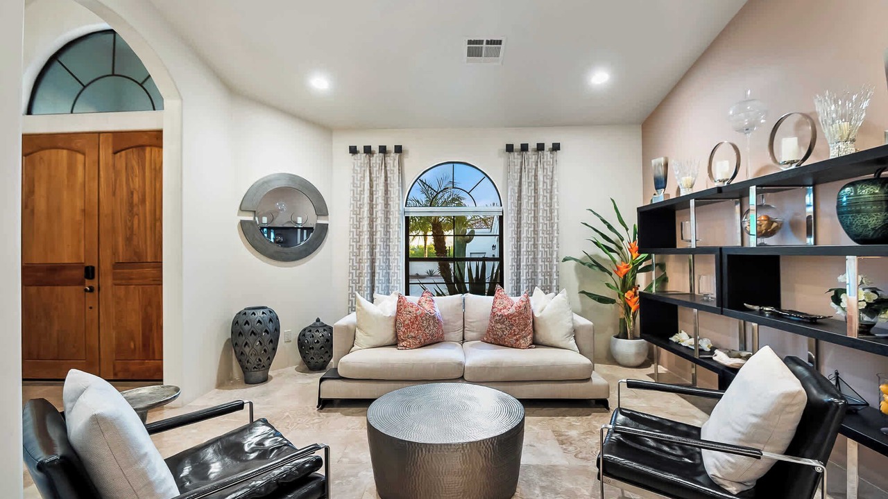 Photo of Livingroom in Pinnacle Peak