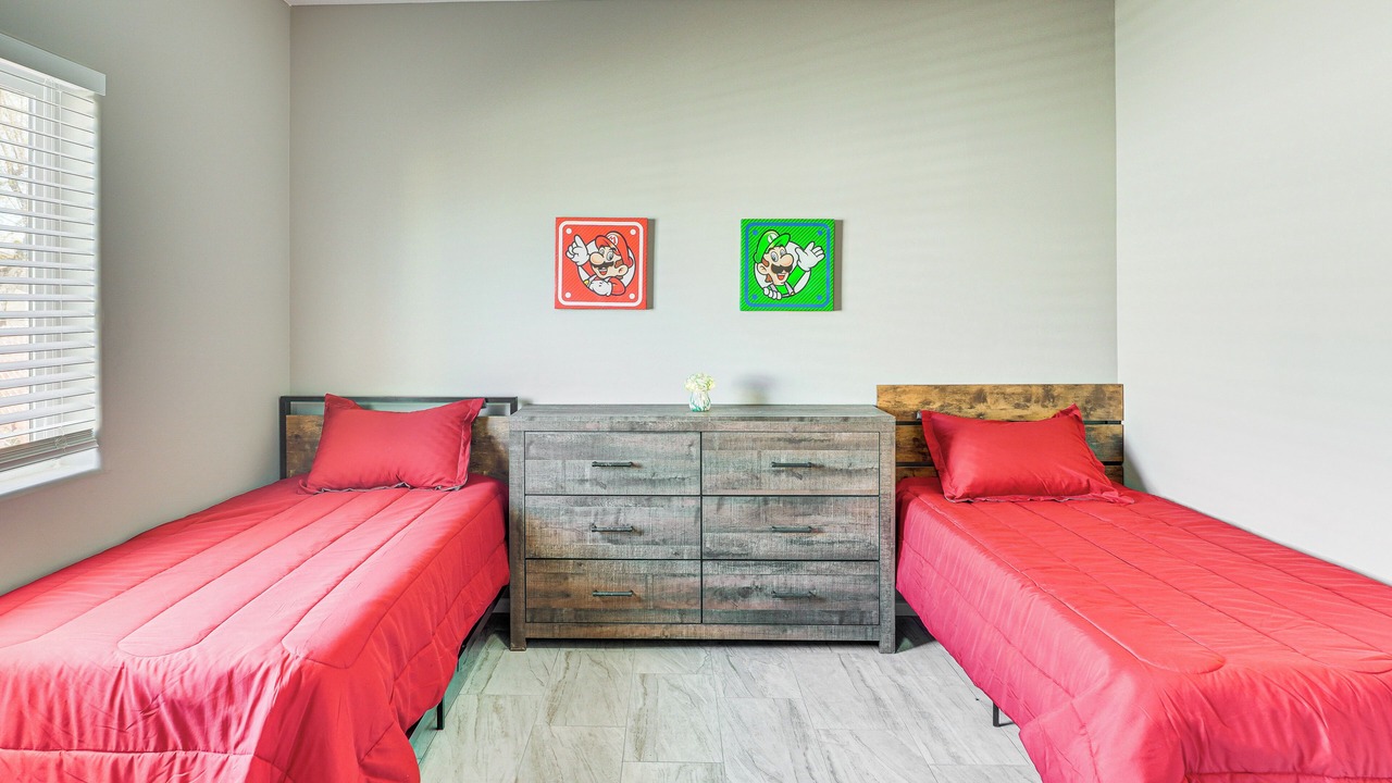 Photo of Bedroom in Flowing Well Neighborhood