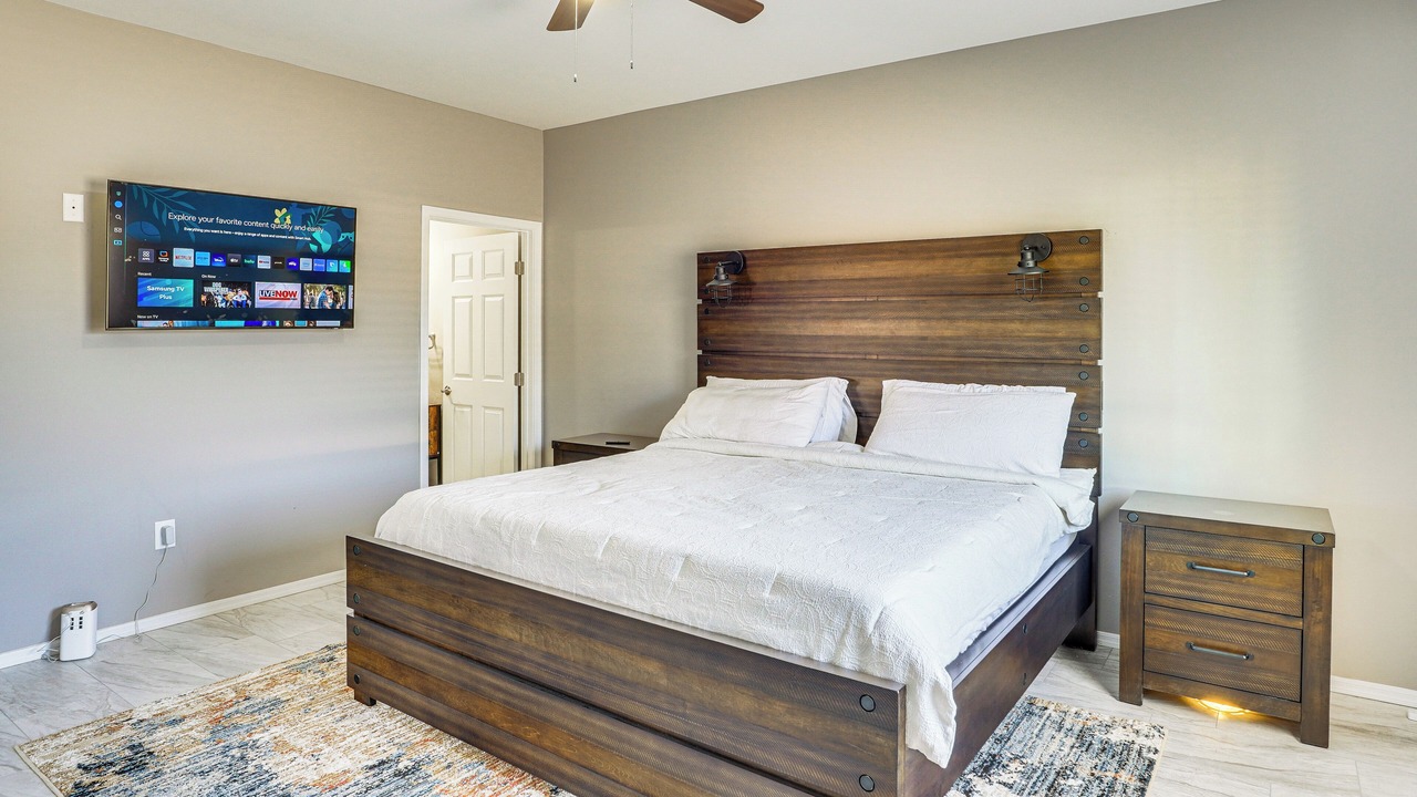 Photo of Bedroom in Flowing Well Neighborhood