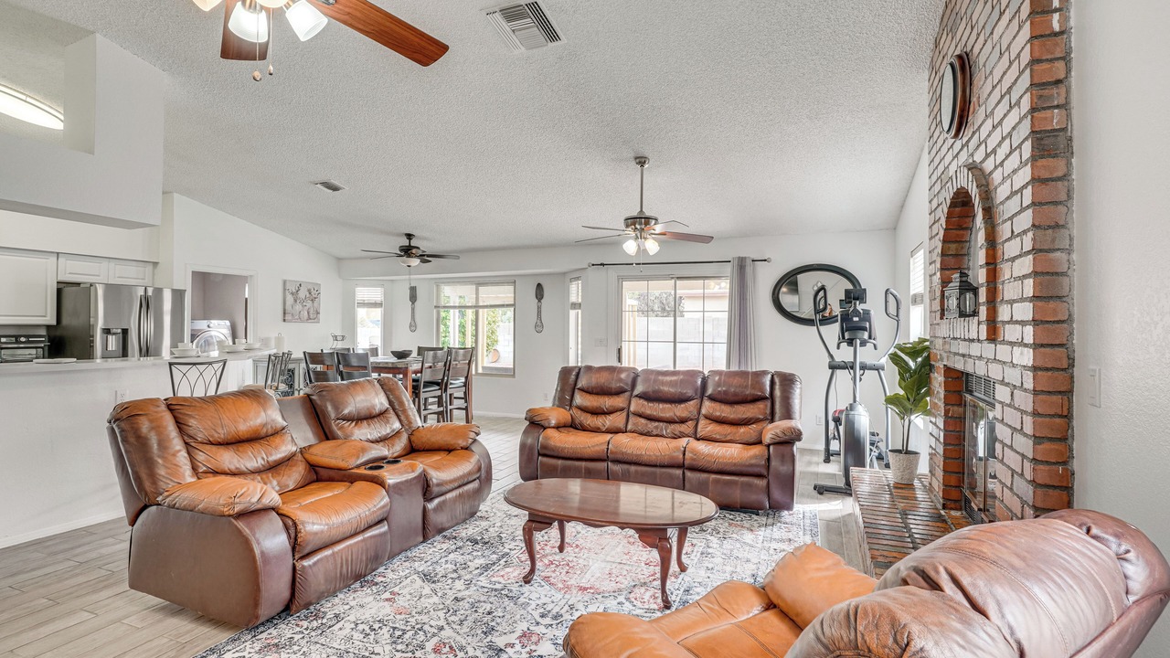 Photo of Livingroom in Tucson