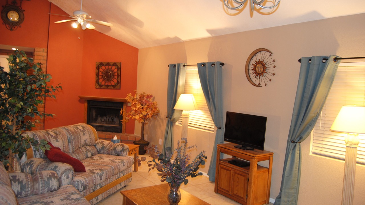 Photo of Livingroom in Presidio Shadows