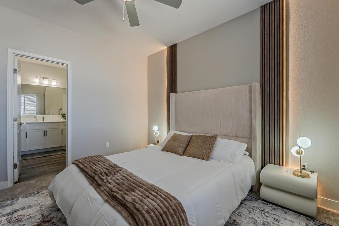 Photo of Bedroom in McDowell Mountain Apartments