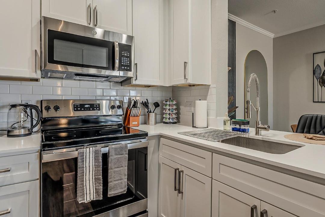 Photo of Kitchen in McDowell Mountain Apartments