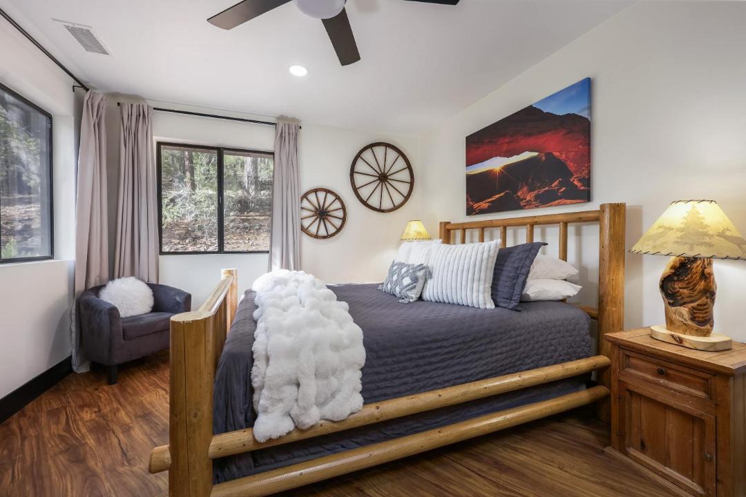 Photo of Bedroom in Munds Park