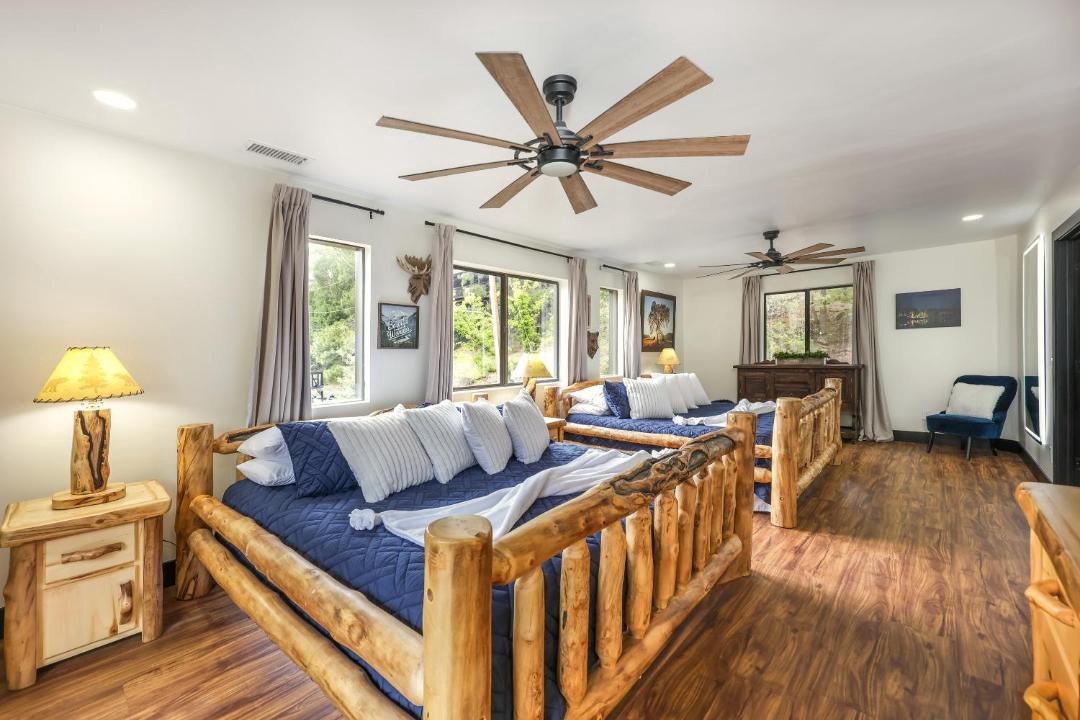 Photo of Bedroom in Munds Park
