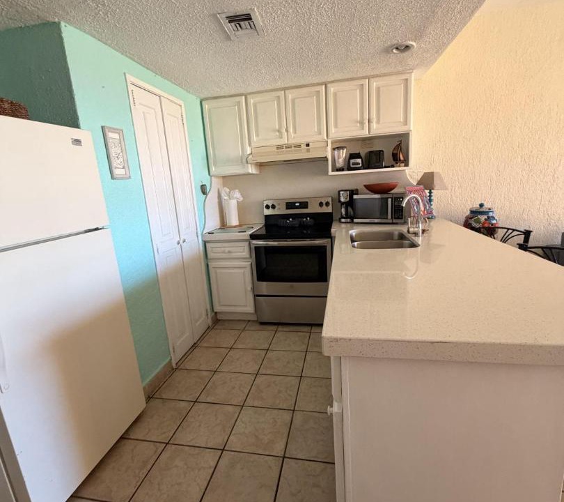 Photo of Kitchen in Sandy Beach
