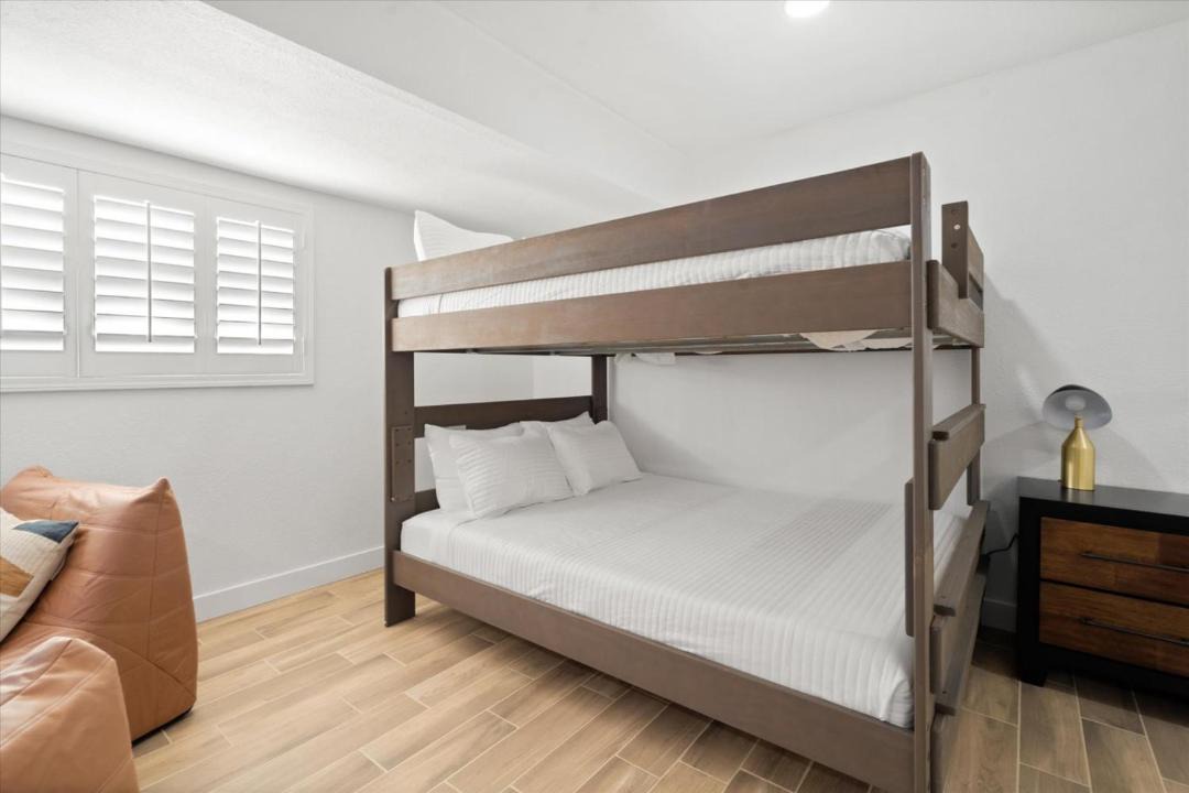 Photo of Bedroom in Pointe Scottsdale