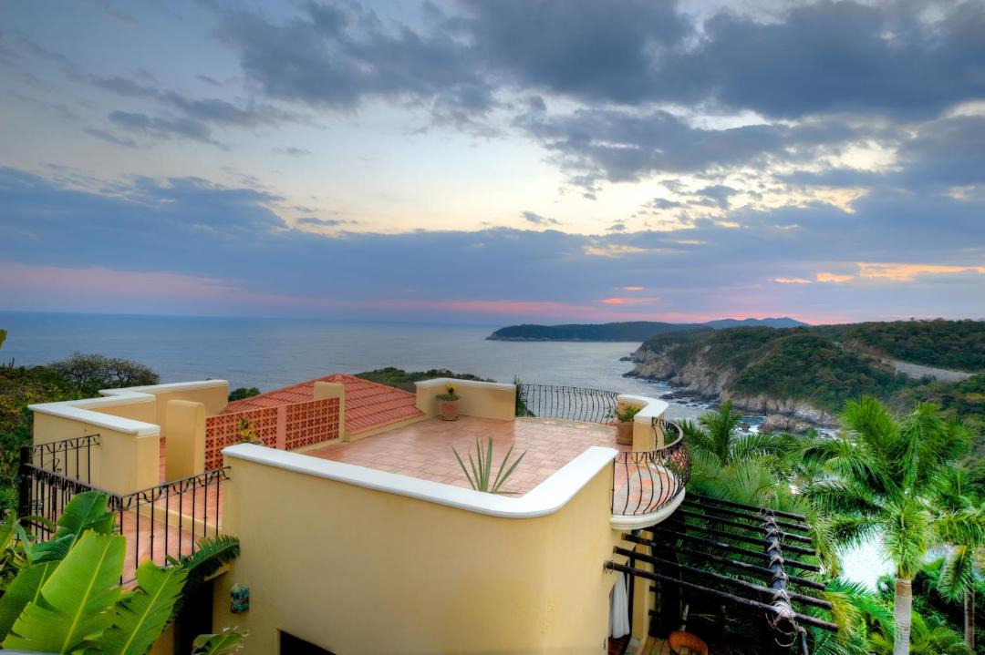 Photo of Others in Santa Maria Huatulco