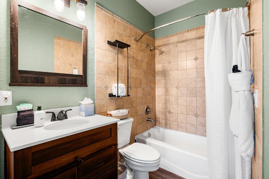 Photo of Others in Desert Hills