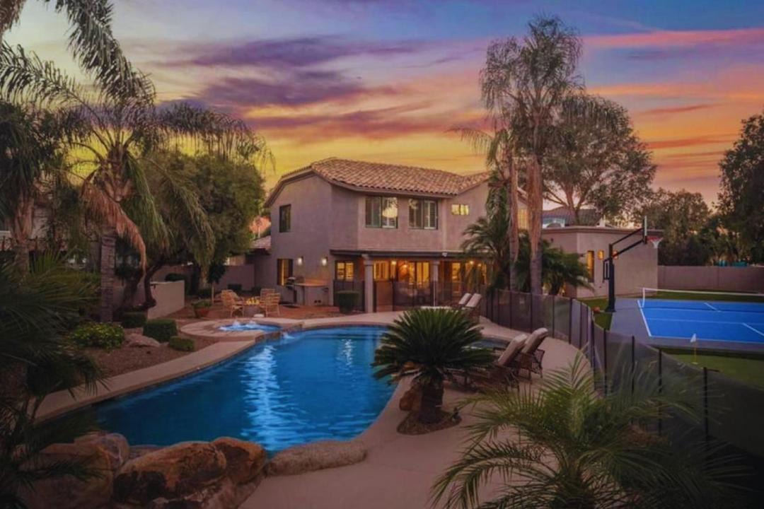 Photo of Others in Paradise Valley Village