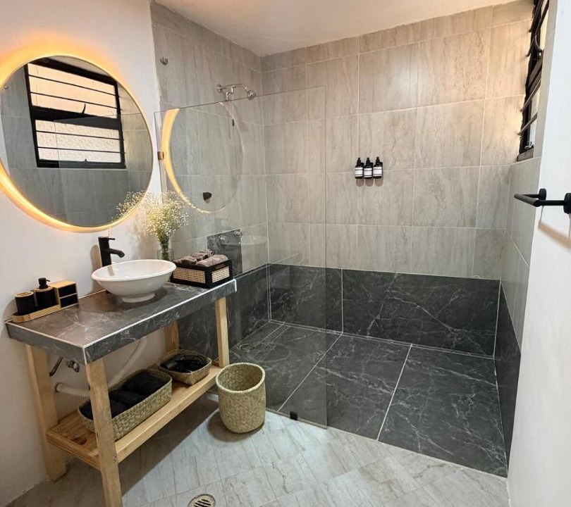 Photo of Bathroom in Hipodromo
