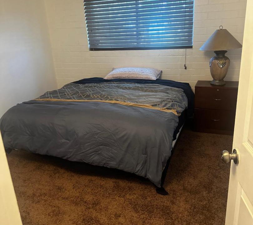 Photo of Bedroom in Groves Lincoln Park