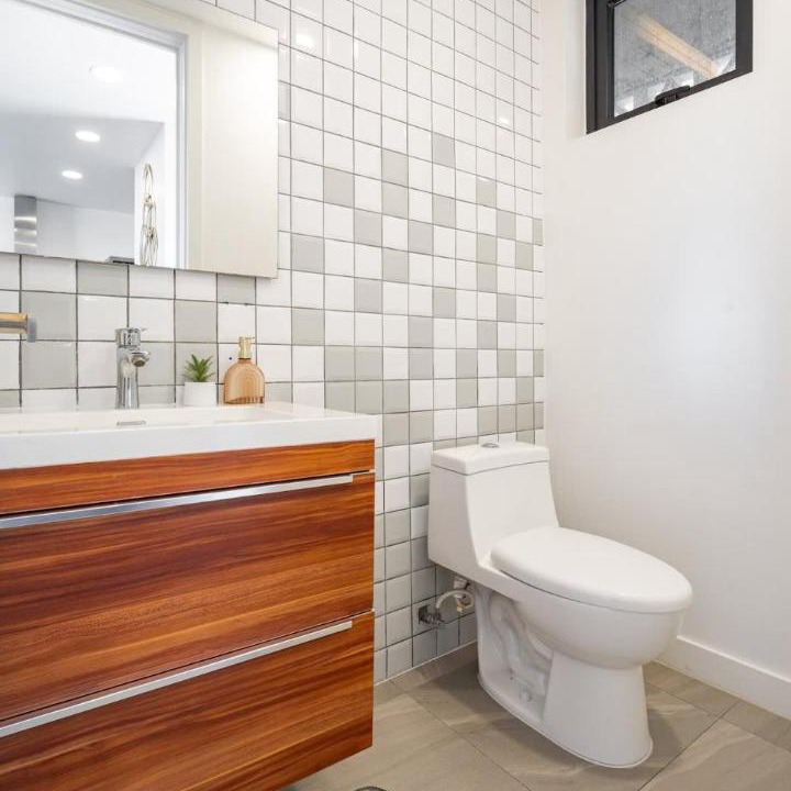 Photo of Bathroom in Avenida Revolucion