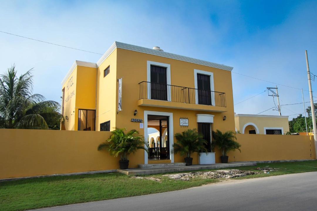 Photo of Others in Izamal