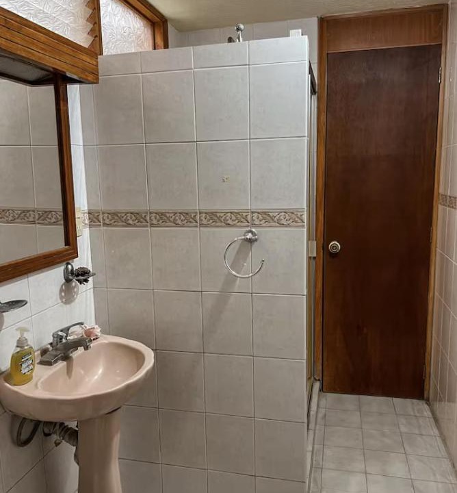 Photo of Bathroom in Leon