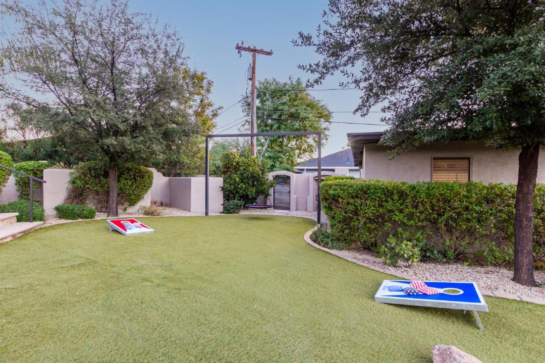 Photo of Others in Paradise Valley Village