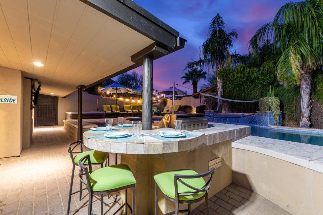 Photo of Others in Paradise Valley Village