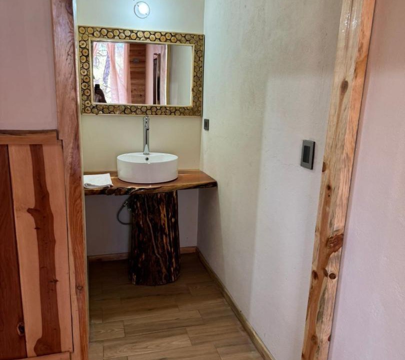 Photo of Bathroom in Creel