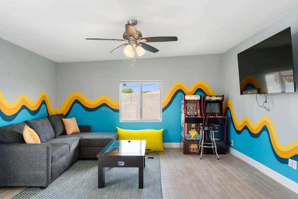 Photo of Livingroom in Camelback East
