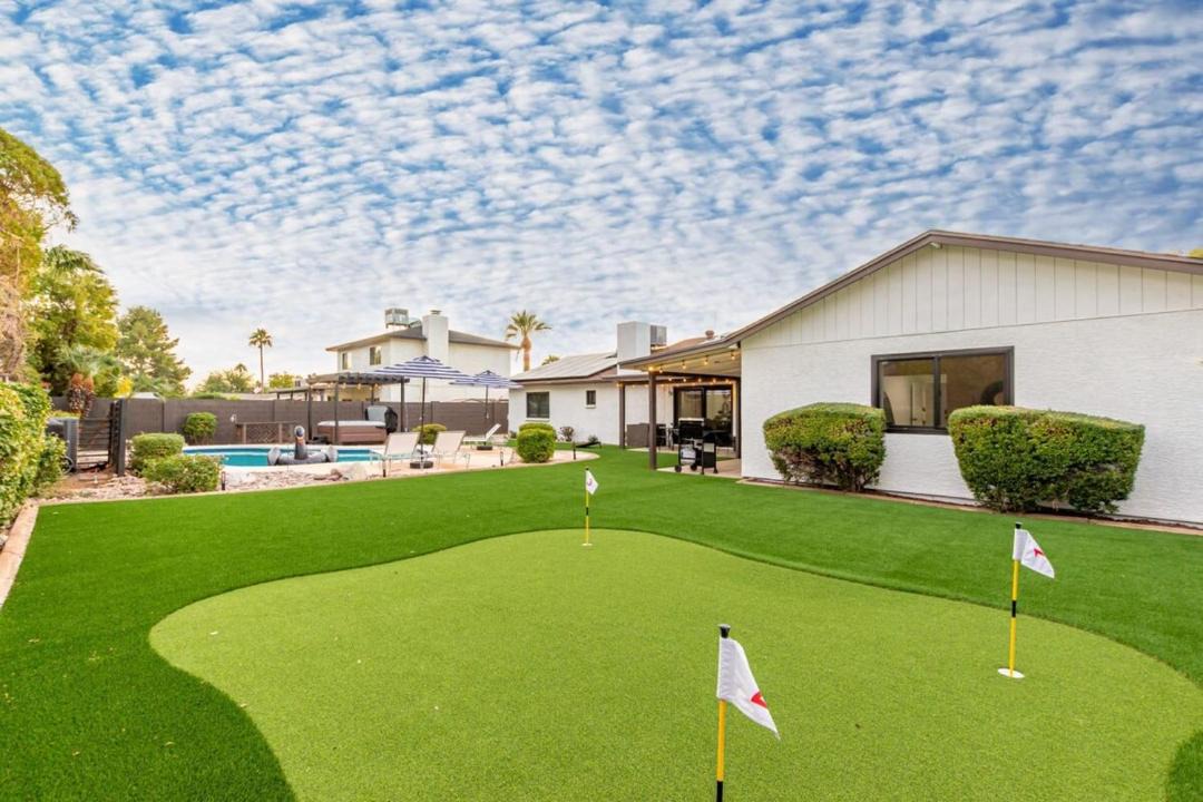 Photo of Others in Paradise Valley Village