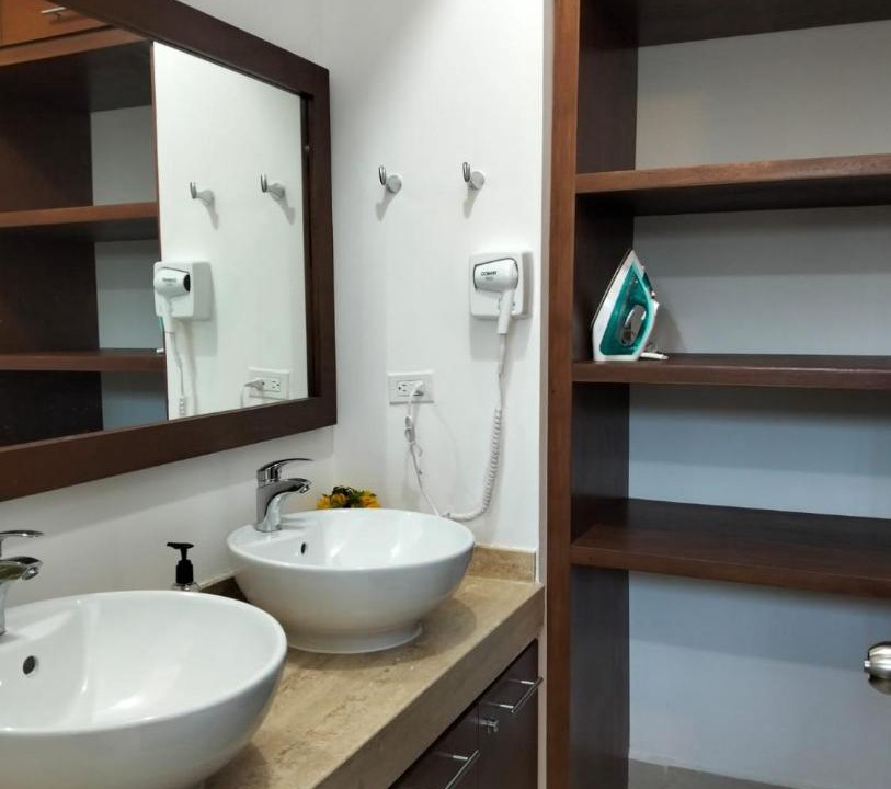 Photo of Bathroom in Jacinto Pat