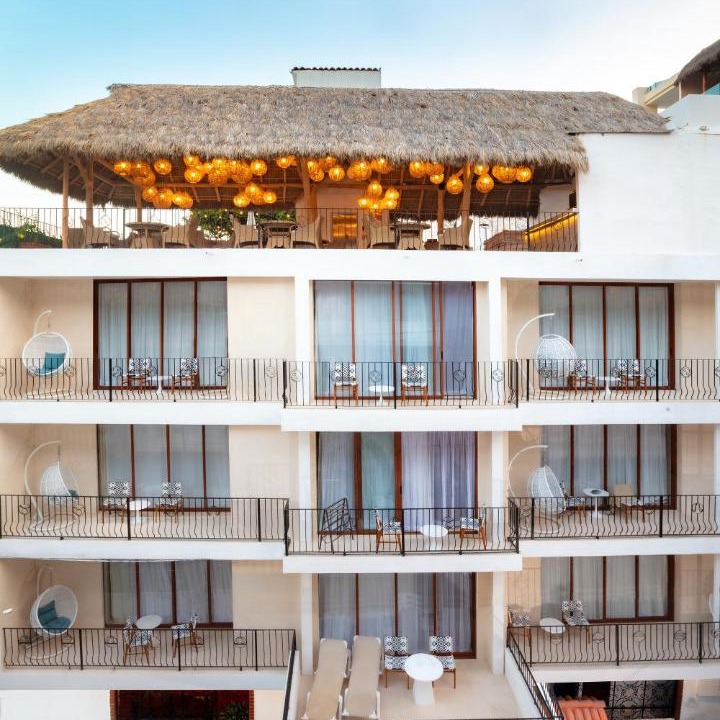 Photo of Patio Balcony in Romantic Zone