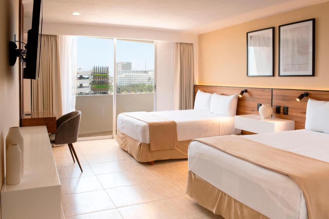 Photo of Others in Zona Hotelera