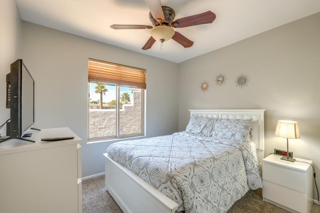 Photo of Others in Roadrunner Estates