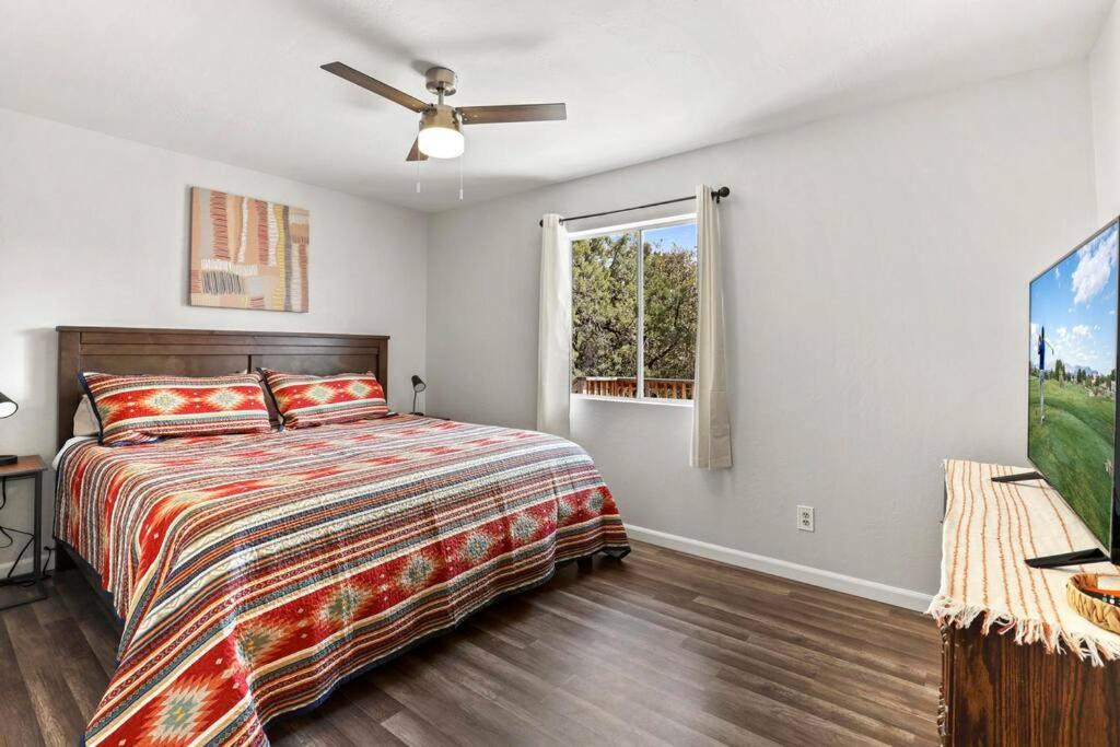 Photo of Bedroom in Strawberry