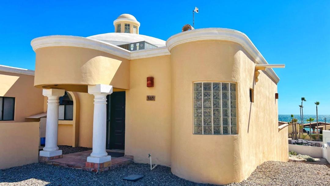 Photo of Buildings in Las Conchas