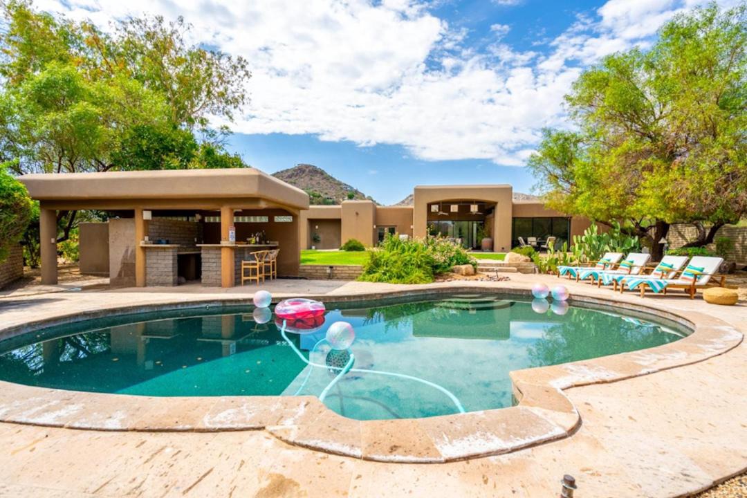 Photo of Others in Paradise Highlands Estates